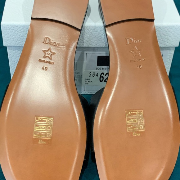 SOLD- Dior Sandals Size 37.5 - Picture 6 of 6